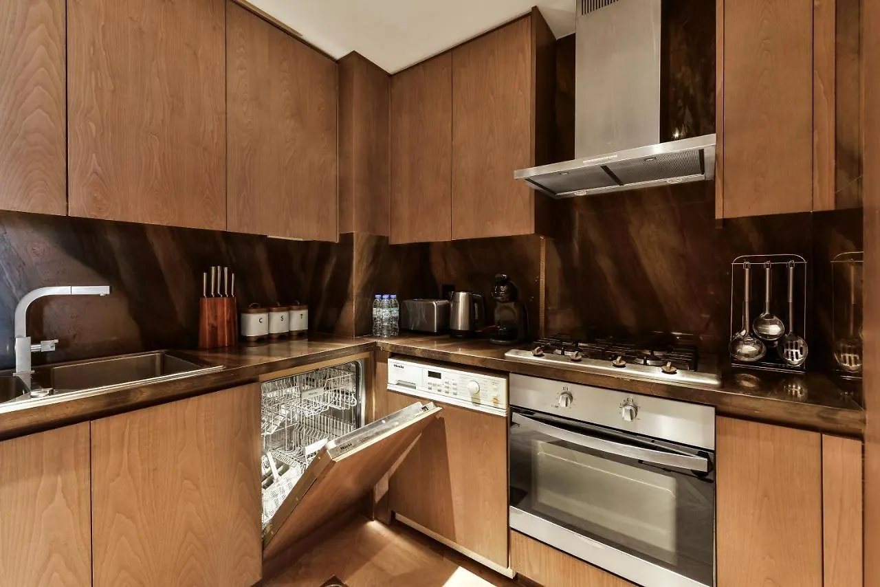 Five Palm Residences Dubai Aparthotel